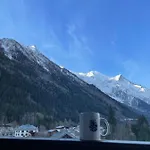 Mont-blanc View - Panoramic Balcony - Centre 아파트